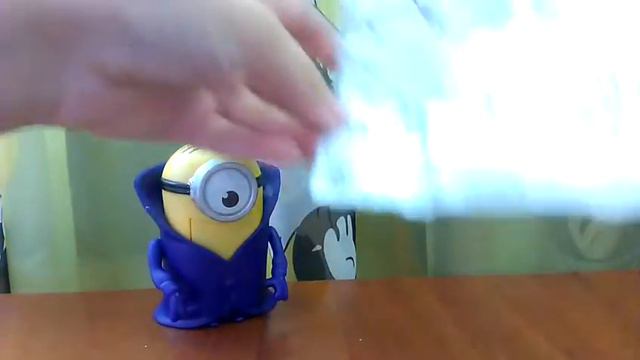 Игрушки из Хэппи Мила №21: Миньоны ~ Стюарт - вампир смотреть онлайн