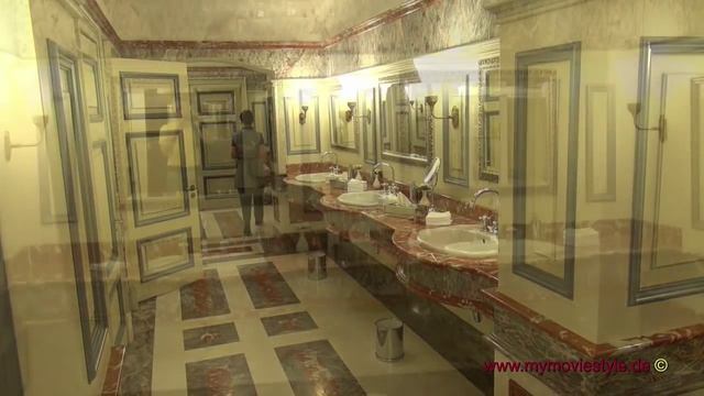 Moscow sightseeing - A city tour to the top sights смотреть онлайн