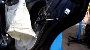 Не работает замок и стеклоподъемник задней  правой двери на Chevrolet Epica Шевроле Эпика 2008 года