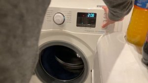 Samsung WF80F5E2W4W - Extremely Unbalanced Service Mode Spin! (From instagram livestream)