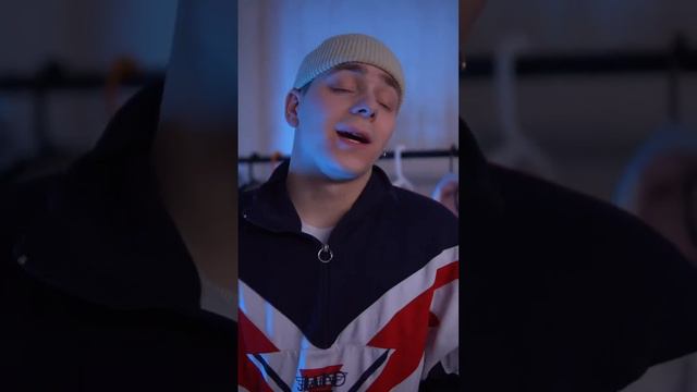 🧊Я думаю каждая девушка хочет найти такого парня🧊 смотреть онлайн