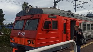 Электропоезд ЭТ2ЭМ Рейс Санкт-Петербург - Выборг. Делает остановку на о.п. Кирилловское!