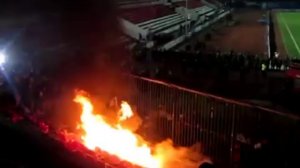 Фанаты &quot;Зенита&quot; едва не сожгли стадион в Нижнем Новгороде