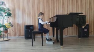 Федик Ксения, 1 класс. С.Степшина. "Игра в мяч"