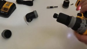 DeWalt dcd703 огляд справді топового інструменту. Дриль зі змінними насадками.