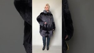Шуба норка Austrian snow mink совершенно новая с капюшоном купить за 46500 ₽ р.50-52 /11670/