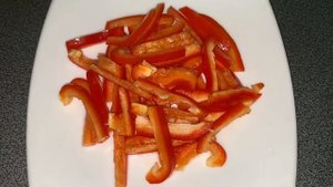 Пикантный салат из капусты моркови и огурца (по-корейски)