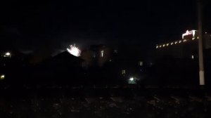 Салют над _Фрегатом_, локомотив проехал вовремя.Адлер.1 января 2021.