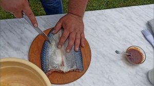 Скумбрия на решётке. Просто и быстро!!! #Сморгонь #Трабы