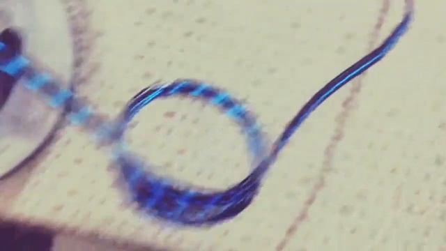 Кабель с подсветкой - iPhone 5 5S 5C iPad Mini Air / iPad 4 (Lightning USB Cable) смотреть онлайн