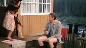 Демидыч - Она по бережку идет, по голубому...