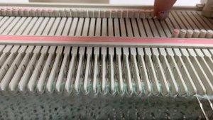 вязание проймы частичным вязанием на вязальной машине.  Вариант № 1