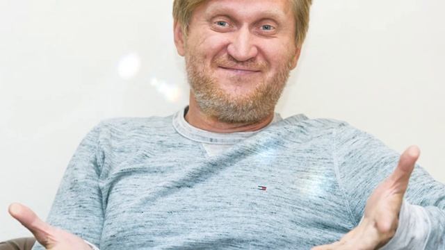 Андрей рожков биография личная жизнь АНДРЕЙ РОЖКОВ УСТРОИЛСЯ ПАРКОВЩИКОМ - смотреть видео онлайн от "Подержанные маши