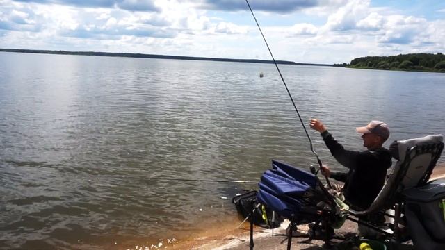 Ловля фидером на Вилейском водохранилище. Рыбалка на Вилейке. смотреть онлайн