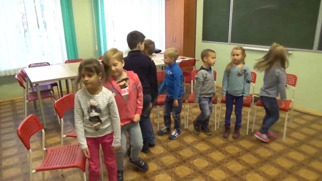 Центр детского развития приглашает детей учить английский язык смотреть онлайн