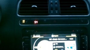 Включение дистанционного обогрева сидений VW Polo Sedan