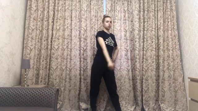 Комплекс упражнений с небольшим мячиком смотреть онлайн