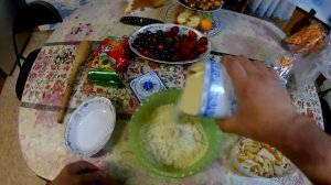 Прикормка для ловли карася на поплавочную удочку и кормушку
