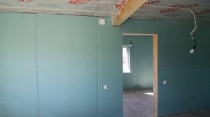 Обзор двухэтажного каркасного дома 6×8 м² в д. Узигонты | Роскошный каркасник с террасой и балконом