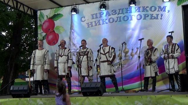 Фольклорный ансамбль Мурома на дне поселка Никологоры