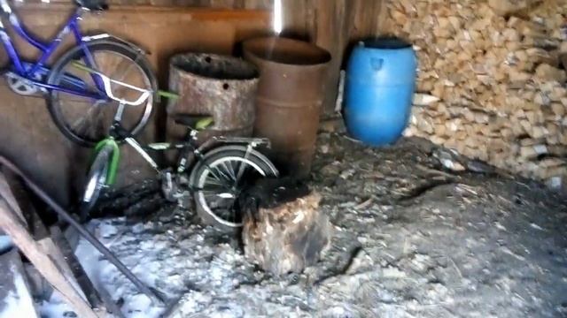 Как не дать курице сесть на яйца в январе? смотреть онлайн