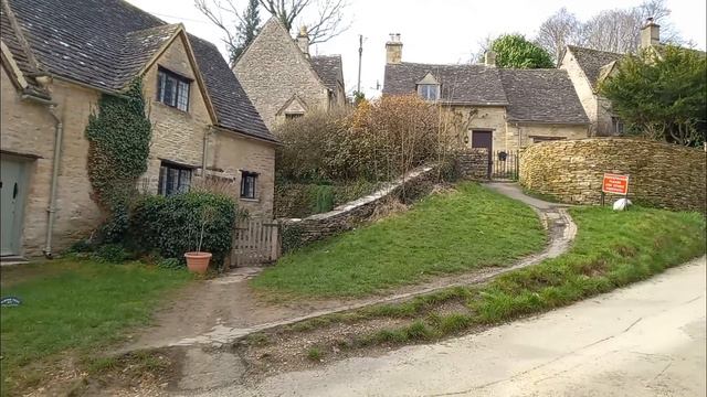 Bibury- England's Most Photographed Village! Roaming The Cotswolds Episode 11. #cotswolds #bibury