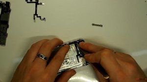 Замена кнопки включения на iPhone 5 с кнопками громкости