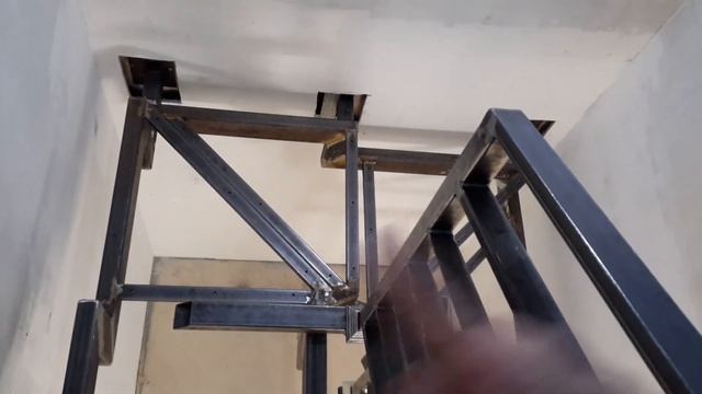 Не съедают СВЕТ! Ограждение на балкон и лестницу. Советуем посмотреть! смотреть онлайн