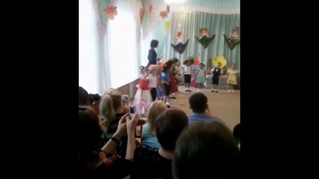 ДЕТСКИЙ САДИК ЛАСТОЧКА ПРАЗДНИК ОСЕНИ 26 ОКТЯБРЯ 2017 смотреть онлайн