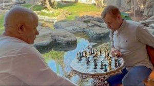 Олег Зубков в Эмиратах! БЕЛЫЕ КРОКОДИЛЫ и редчайшие животные, место, где ОТДЫХАЮТ ШЕЙХИ!