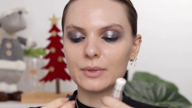 Full Face of Drugstore Makeup NEW YEAR's EVE Party Makeup Look| DISCO EYES| Carmen Antoche смотреть онлайн