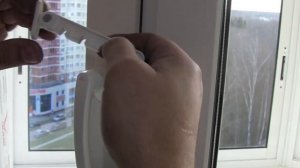 Установка ограничителя открывания створки (гребенки)