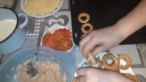 МИНИ-ПИЦЦА ИЗ БУБЛИКОВ