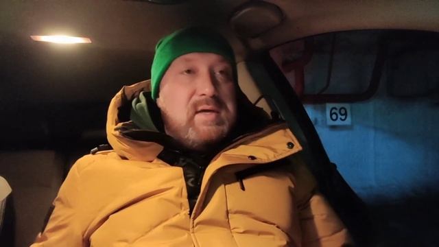 РВАНЫЕ ТРУСЫ, ПРОСИЖЕННЫЙ ДИВАН, А ЕЩЕ ПАСТЬ ОТКРЫВАЕТ! смотреть онлайн