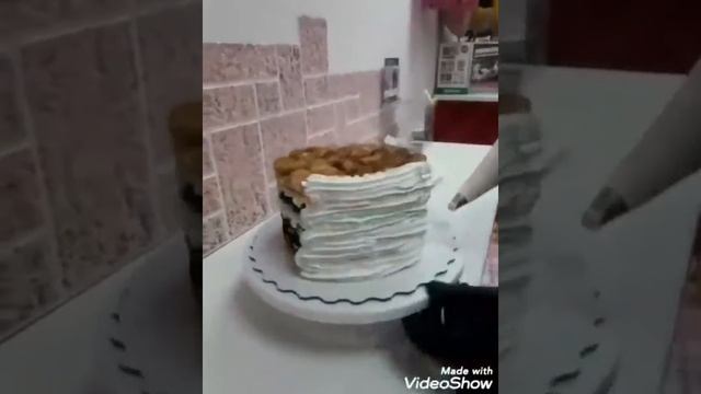 Как мы делаем торт из гонконгских вафель. смотреть онлайн