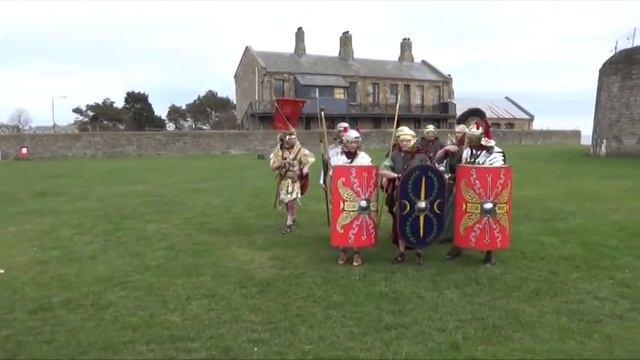 UK# 9  Данди 2. Римские легионеры гремят щитами и пускают стрелы/ смотреть онлайн