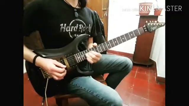 Fender HM Strat vs Squier HM3 смотреть онлайн