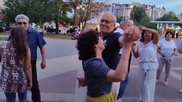 Наденька юбочку в разрез..... 13.09.24. смотреть онлайн