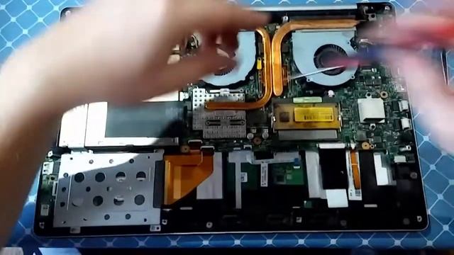 Замена кулера в ноутбуке Asus N550J. смотреть онлайн