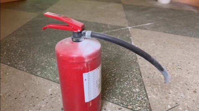 Учитель физкультуры и здоровья о том, как справился с возгоранием в столичной школе