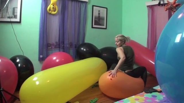 Игра большими шарами