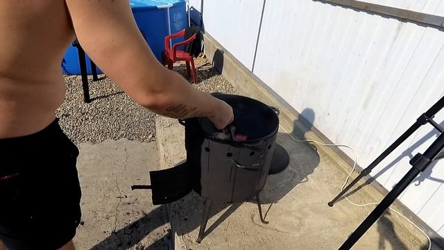 Кролик в казане с овощами