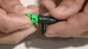 Компенсированная капельница для капельного полива 2