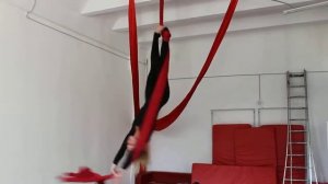 ArtArea Project: Урок по воздушной гимнастике на полотнах Крутка