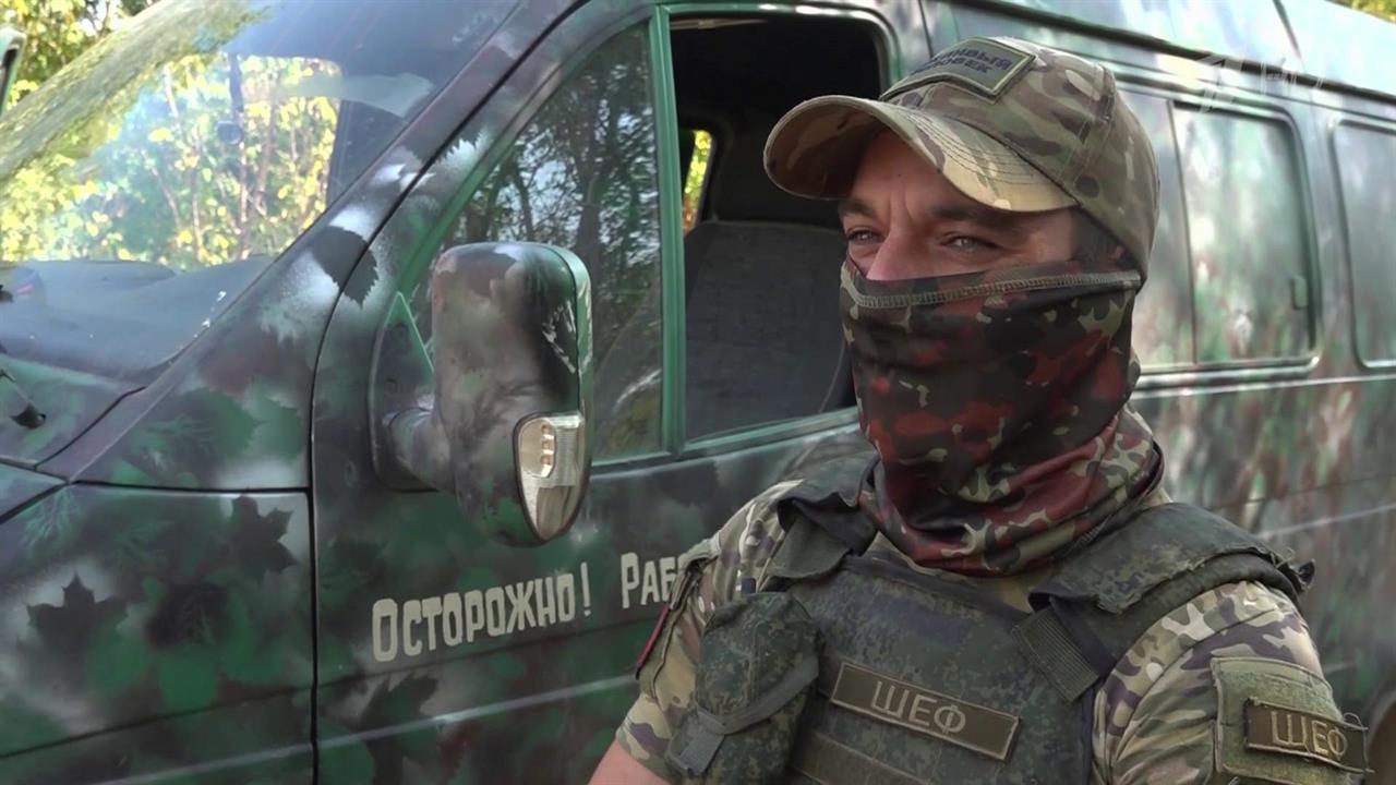 На передовой вместе со штурмовиками работают военные медики