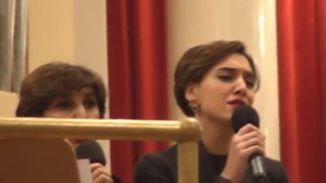 Нани Брегвадзе с дочерью и внучкой поют Песню о Тбилиси