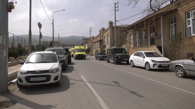 Сулейман Керимов подарил Дербенту 6 машин скорой помощи и 2 реанимобиля