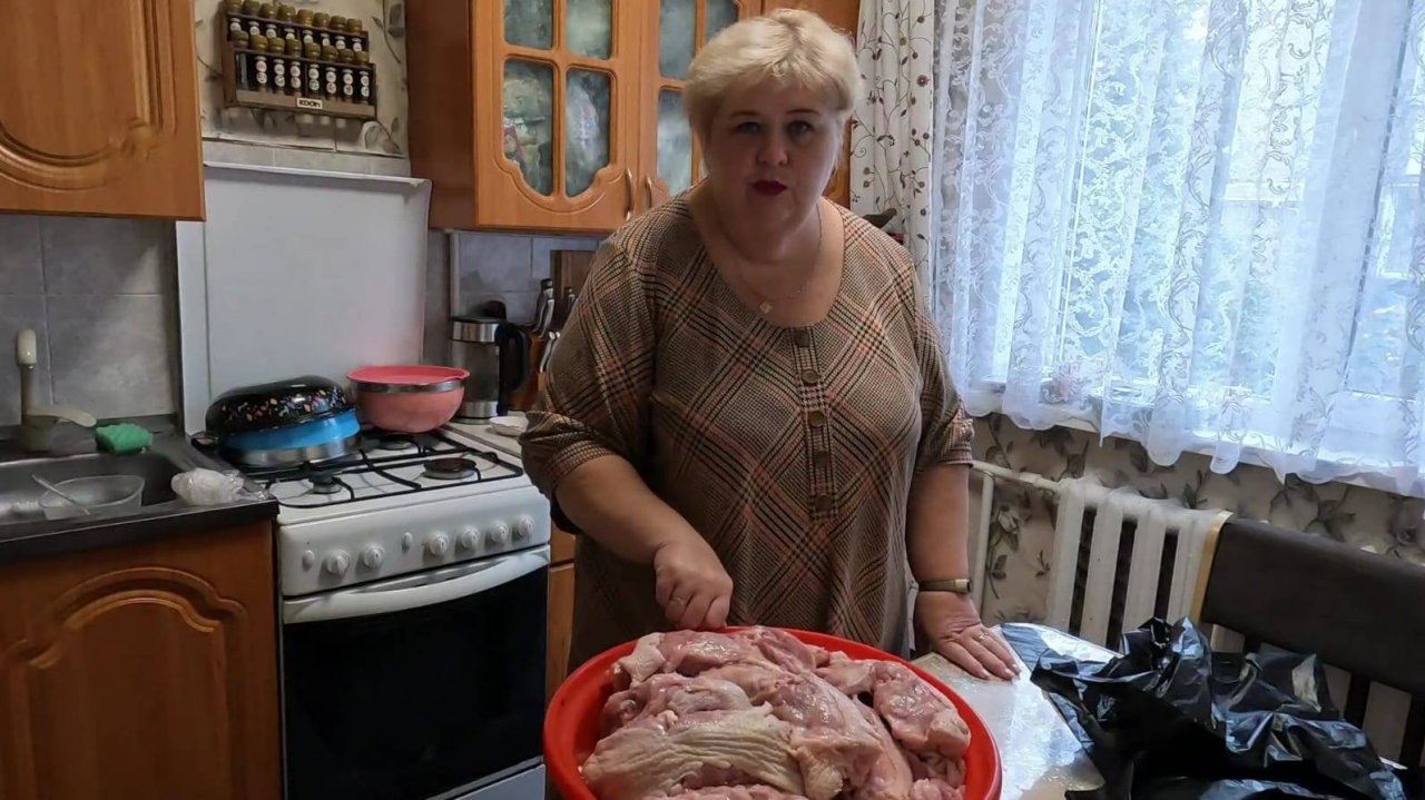 Везём подарочки собачкам.Собрали урожай на даче.