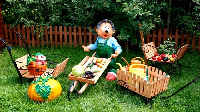 Садовые фигуры с тележками ? Новое слово в садовом декоре!