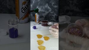 Леденцы-погремушки. Видео инструкция